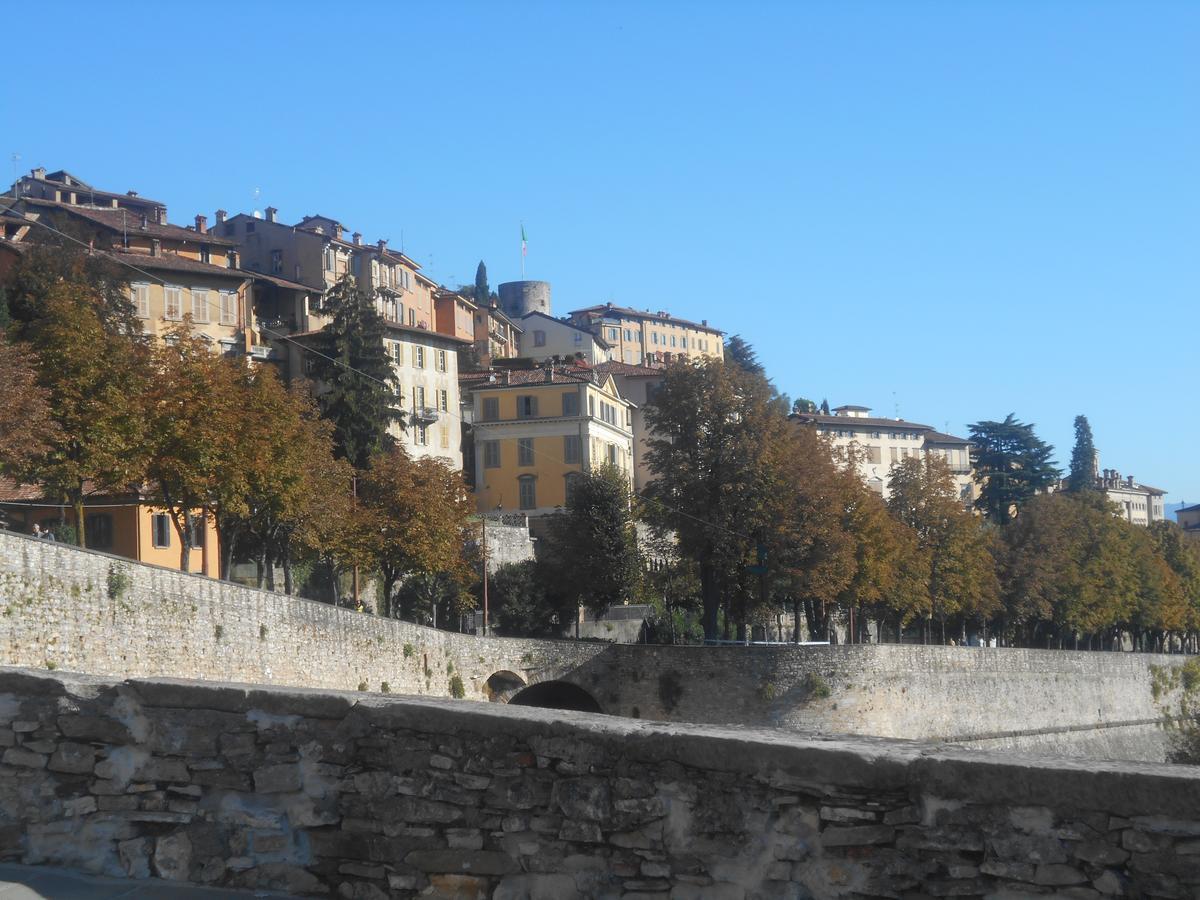La Maison Des Artistes Bergamo Exterior photo